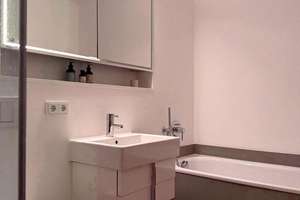 Lichtdurchflutete 92m² 3-Zi.-Wohnung mit 2 Balkonen, Ottensen/Othmarschen – Jürgen-Töpfer-Strasse 45, 22763 Othmarschen, Hamburg – Vorschaubild 7