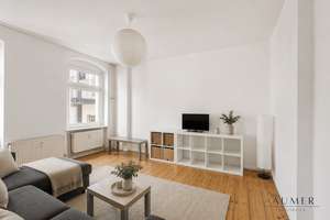 Helle 2-Zimmer-Altbauwohnung mit Balkon im ruhigen Hinterhaus – Die vollständige Adresse der Immobilie erhältst du vom Anbieter., 10245 Friedrichshain, Berlin – Vorschaubild 2
