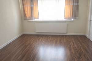 Alltagstaugliche 3-Zimmer-Wohnung mit Balkon in Mannheim-Neckarau – 68199 Neckarau, Mannheim – Vorschaubild 5