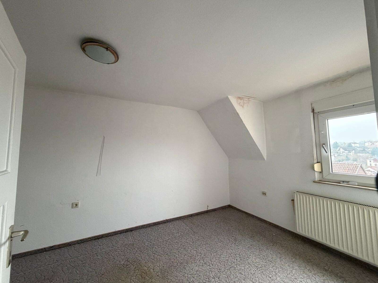 Immobilie in Otterberg - ** Handwerkerhaus ** Sanierungsbedürftiges Haus zum fairen Preis - Bild 1