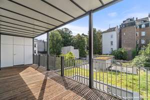 Moderne Stadtwohnung mit Komfort: EBK, 2 Bäder, Balkon, TG-Platz | WAGNER IMMOBILIEN – Die vollständige Adresse der Immobilie erhältst du vom Anbieter., 65185 Mitte, Wiesbaden – Vorschaubild 4