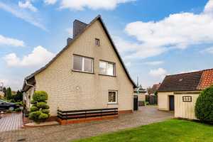 Zweifamilienhaus auf großem Grundstück – Viel Platz für individuelle Gestaltungsmöglichkeiten – Oldenburg (Kreis) – Vorschaubild 9