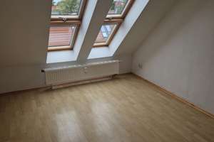Lichtdurchflutete Dachgeschosswohnung in Tempelhof - von Privat – Ordensmeisterstraße 55, 12099 Tempelhof, Berlin – Vorschaubild 11