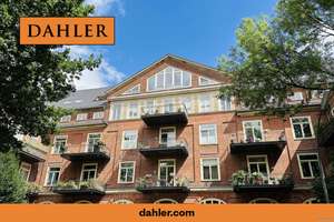 Renoviert, möbliert und komplett ausgestattet: 2-Zimmer-Wohnung in historischem Ambiente.