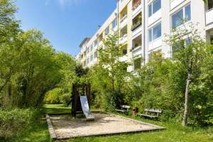 Charmante 3-Zi.-Wohnung | Süd-Loggia | EBK | Duschbad | Parkett | Aufzug | bezugsfrei – Zschokkestr. 63, 80686 Friedenheim, München – Vorschaubild 17