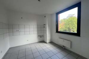 4-Zimmer-Wohnung mit Balkon und TG-Stellplatz in 40597 Düsseldorf-Benrath – 40597 Benrath, Düsseldorf – Vorschaubild 5