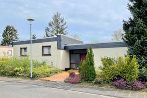 Bungalow in Split-Level-Bauweise mit großem Garten – Offenbach (Kreis) – Vorschaubild 3