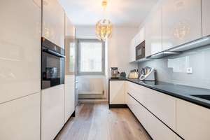 Großzügige 5-Zimmer-Wohnung in Top-Lage – Die vollständige Adresse der Immobilie erhältst du vom Anbieter., 86161 Spickel, Augsburg – Vorschaubild 2
