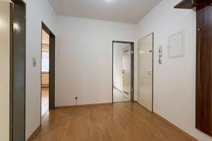 Bezugsfreie 2-Zimmer-Wohnung mit großer
Terrasse in ruhiger und sehr zentraler Lage – Die vollständige Adresse der Immobilie erhältst du vom Anbieter., 52064 Lindenplatz, Aachen – Vorschaubild 2