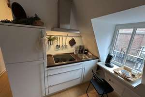 Charmante 2-Zimmer Wohnung in einer schönen Altbauwohnung im Herzen von Sülz – Die vollständige Adresse der Immobilie erhältst du vom Anbieter., 50939 Klettenberg, Köln – Vorschaubild 12