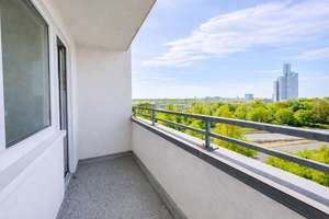 Helle 3-Zimmer Wohnung mit Balkon – bezugsfrei – Die vollständige Adresse der Immobilie erhältst du vom Anbieter., 51105 Humboldt/Gremberg, Köln – Vorschaubild 1