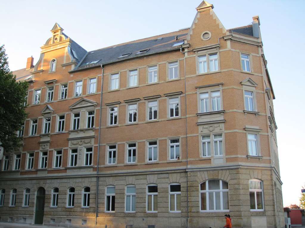 NEU - ab 10/25 frei verfügbar - Liebevoll sanierte Gründerzeitvilla