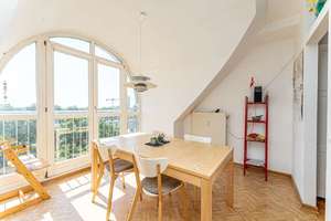Helle 2-Zimmer Dachgeschosswohnung mit tollem Ausblick – Heidelberger Straße 37A, 12059 Neukölln (Ortsteil), Berlin – Vorschaubild 1