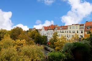 GROSSZÜGIGE ALTBAUWOHNUNG MIT 2 BALKONEN - SPREE-LAGE - ZUR ZEIT VERMIETET – Tegeler Weg 97 rr, 10589 Charlottenburg, Berlin – Vorschaubild 3