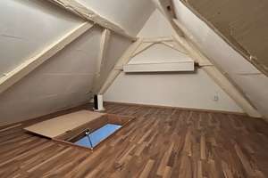Hofflair - charmante 2-Raum-DG-Wohnung in Köln Roggendorf/Thenhoven – Sinnersdorfer Straße 173a, 50769 Roggendorf/Thenhoven, Köln – Vorschaubild 23