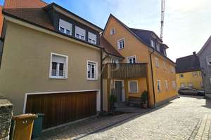 Attraktives Mehrfamilienhaus mit Garagen/Stellplatz, voll vermietet, im Herzen der Altstadt! – Die vollständige Adresse der Immobilie erhältst du vom Anbieter., 91555 Feuchtwangen – Vorschaubild 3