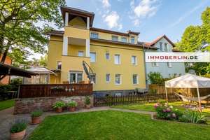 IMMOBERLIN.DE - Attraktives Mehrfamilienhaus für die Eigennutzung oder als Investment – Die vollständige Adresse der Immobilie erhältst du vom Anbieter., 10318 Karlshorst, Berlin – Vorschaubild 1