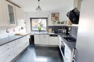 Weilerswist! Helle und moderne Doppelhaushälfte mit Südgarten, Garage und 2 Stellplätzen! (LK 4737) – Die vollständige Adresse der Immobilie erhältst du vom Anbieter., 53919 Weilerswist – Vorschaubild 4