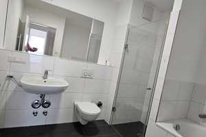 Hochwertige 3 Zimmer - Wohnung mit Balkon, 2 Bädern und Parkett am Phoenix - See – Am Kai 5, 44263 Dortmund – Vorschaubild 7
