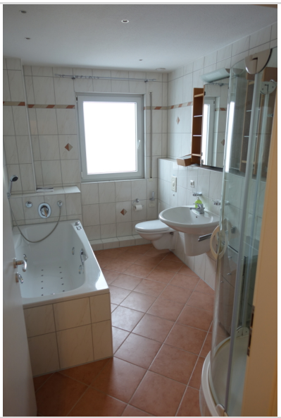 Immobilie in Buckenhof - Preisanpassung: 2-Zimmer-Penthouse-Wohnung mit gehobener Innenausstattung mit EBK in Ost-Erlangen - Bild 1