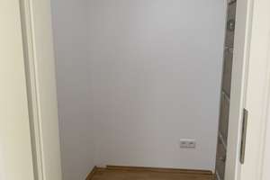 Helle 4-Zimmer-DG-Wohnung mit Einbauküche, Mü.-Giesing, auch für WG – Die vollständige Adresse der Immobilie erhältst du vom Anbieter., 81539 Obergiesing, München – Vorschaubild 17