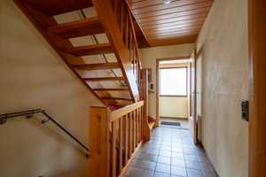 FÜR HOLZLIEBHABER! Freistehendes Einfamilienhaus mit großer Garage und schönem Garten
 – Ravensburg (Kreis) – Vorschaubild 27