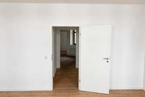 Helle renovierte 2-Zimmer Wohnung in der Neuen Straße – 39104 Buckau, Magdeburg – Vorschaubild 2