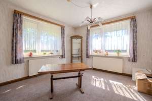 Aus Alt mach Neu – Einfamilienhaus mit großem Potenzial in ruhiger Wohnlage! – Die vollständige Adresse der Immobilie erhältst du vom Anbieter., 26607 Aurich – Vorschaubild 7