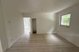 Wohnen mit Charakter: Vier-Zimmer-Wohnung in Wuppertal – Nevigeser Straße 480a, 42111 Uellendahl-Katernberg, Wuppertal – Vorschaubild 13