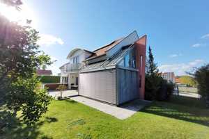 Modernes, großzügiges
Architektenhaus mit Doppelgarage, Schwimmbad und Sauna
in Roggenburg-OT – Neu-Ulm (Kreis) – Vorschaubild 2