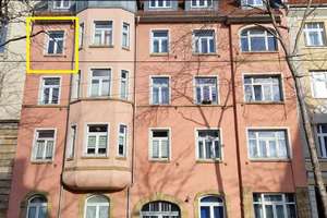 Schöne 2-Zimmer-Eigentumswohnung mit Balkon und PKW-Stellplatz in Erfurt!