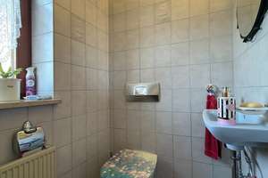 EINZIEHEN & GENIESSEN! EFH MIT DOPPELGARAGE, TERRASSE u. SCHÖNEM GARTEN IN ATTENHAUSEN! – Die vollständige Adresse der Immobilie erhältst du vom Anbieter., 86381 Krumbach (Schwaben) – Vorschaubild 19