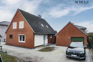 Lebensqualität pur: Willkommen daheim! Frisch renoviertes Einfamilienhaus! – Die vollständige Adresse der Immobilie erhältst du vom Anbieter., 26215 Wiefelstede – Vorschaubild 1