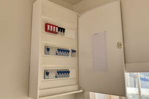 Komplett sanierte 1,5-Zimmer Wohnung im 6. OG mit Balkon in Hamburg-Osdorf - provisionsfrei – Julius-Brecht-Straße 5, 22609 Osdorf, Hamburg – Vorschaubild 17
