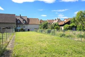 Zwei Häuser in Durlach-Aue: vollvermietetes Dreifamilienhaus & sanierungsbedürftiges Hinterhaus – Die vollständige Adresse der Immobilie erhältst du vom Anbieter., 76227 Durlach, Karlsruhe – Vorschaubild 2