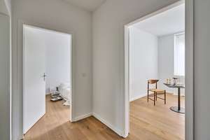 PARKVIEW RESIDENCE Attraktive 2,5-Zimmer-Altbauwohnung mit Parkblick | Hochwertig kernsaniert – Die vollständige Adresse der Immobilie erhältst du vom Anbieter., 40239 Düsseltal, Düsseldorf – Vorschaubild 25
