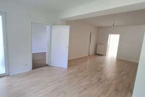 Helle 2- Zimmer Wohnung / von-Beckerath-Str. / Neubezug nach Modernisierung