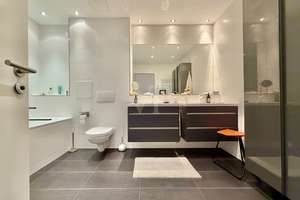 Exklusives Wohnen mit Komfort und Eleganz – 3-Zimmer-Residenz mit Aufzug direkt in die Wohnung – Die vollständige Adresse der Immobilie erhältst du vom Anbieter., 10117 Mitte (Ortsteil), Berlin – Vorschaubild 6