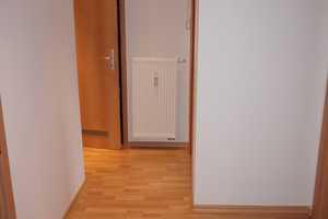 Frei ab 1.1.25 -/Küche mit Balkonzugang / im 2. OG!! – Ebersdorfer Str. 25a, 9131 Chemnitz – Vorschaubild 3