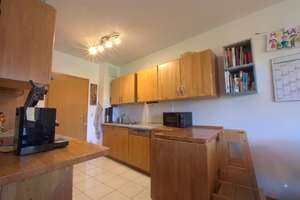 4-Zimmer-Wohnung mit Westbalkon, Moderner EBK  in Holzkirchen Mitte – Die vollständige Adresse der Immobilie erhältst du vom Anbieter., 83607 Holzkirchen – Vorschaubild 5