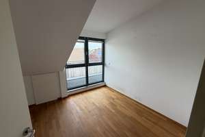 Traum 3-Zi.-DG-Whg. inkl. EBK in Feldrandlage von Of-Biebernsee – 63075 Rumpenheim, Offenbach am Main – Vorschaubild 2