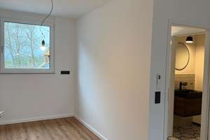 LUXUS-NEUBAUERSTBEZUG ZUR MIETE! 5 Zimmer - 2 Bäder -  EXTRA Fußbodenheizung EG - Klimageräte – Von-Stephan-Straße 51, 52428 Jülich – Vorschaubild 17