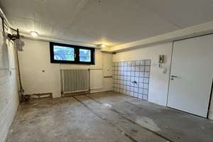 Stilvolles Ein-bis Zwei-Familienhaus in begehrter Lage von Duisburg-Großenbaum – Lötzener Straße 10, 47269 Großenbaum, Duisburg – Vorschaubild 24