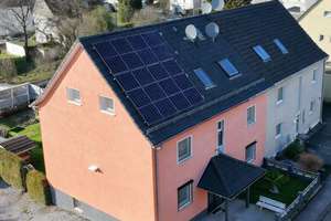 Exklusives Zweifamilienhaus mit Photovoltaik, fünf Garagen und großem Grundstück – Die vollständige Adresse der Immobilie erhältst du vom Anbieter., 42855 Fichtenhöhe, Remscheid – Vorschaubild 2