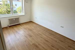 Großzügig, gut geschnittene, sehr gepflegte 4,5-Zi.ETW inkl. TG-Platz und EBK in saniertem 3-FH – Die vollständige Adresse der Immobilie erhältst du vom Anbieter., 70372 Kurpark, Stuttgart – Vorschaubild 10