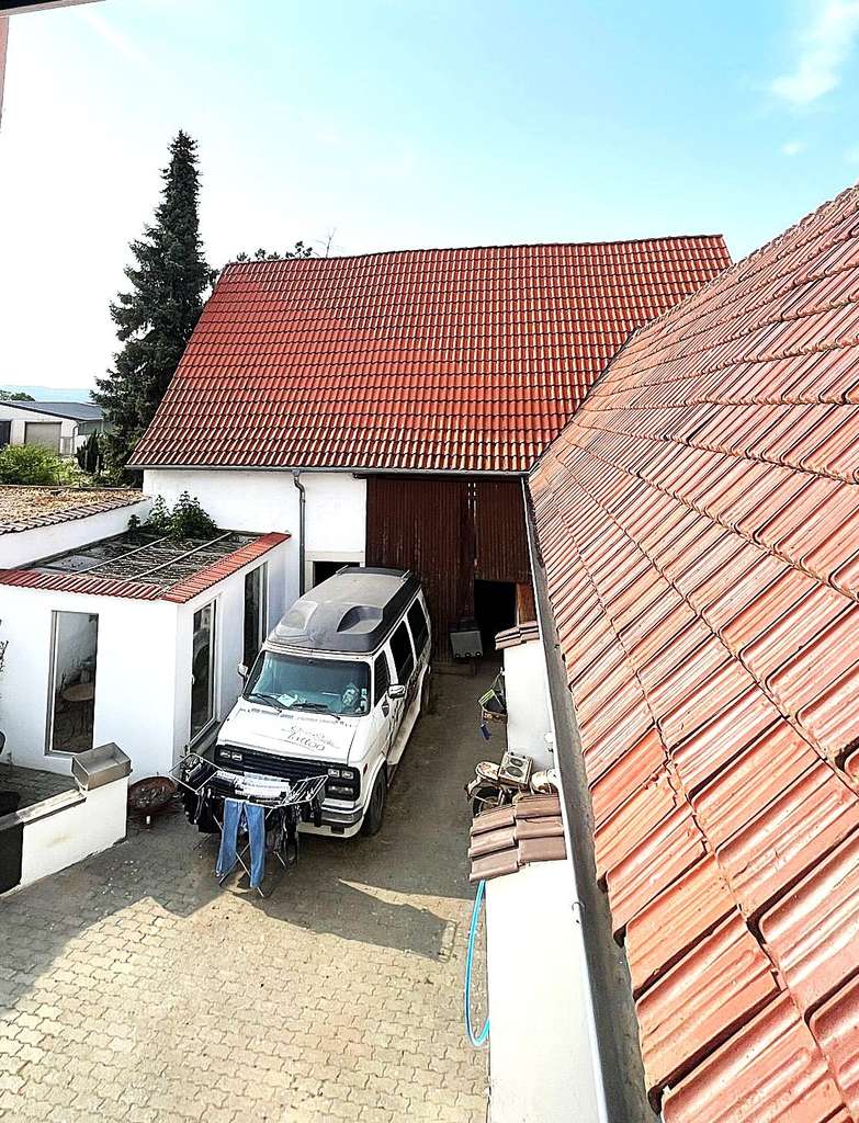 Immobilie in Hochdorf-Assenheim - Wohnhaus (Innen überwiegend saniert), Scheune, Zwischenbau - Viel Potential - Bild 2