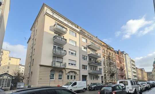 Helle 2-Zimmerwohnung mit Balkon – fußläufig zum Wasserturm in Mannheim!