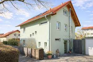 Sonniges Einfamilienhaus mit Garten und viel Raum zum Leben - in bester Lage von Grafing – Die vollständige Adresse der Immobilie erhältst du vom Anbieter., 85567 Grafing bei München – Vorschaubild 20
