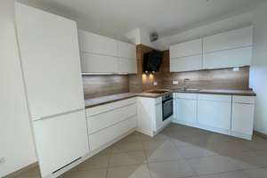 *Neuwertig!* exklusive 3 Zimmer wohnung mit Balkon und EBK  - zentrumsnah! – Stobäusplatz 2, 93047 Ostenviertel, Regensburg – Vorschaubild 5