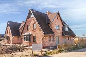Neubau: Hausteil Süd-West direkt an den Wiesen in Keitum – Die vollständige Adresse der Immobilie erhältst du vom Anbieter., 25980 Sylt (Gemeinde) – Vorschaubild 2